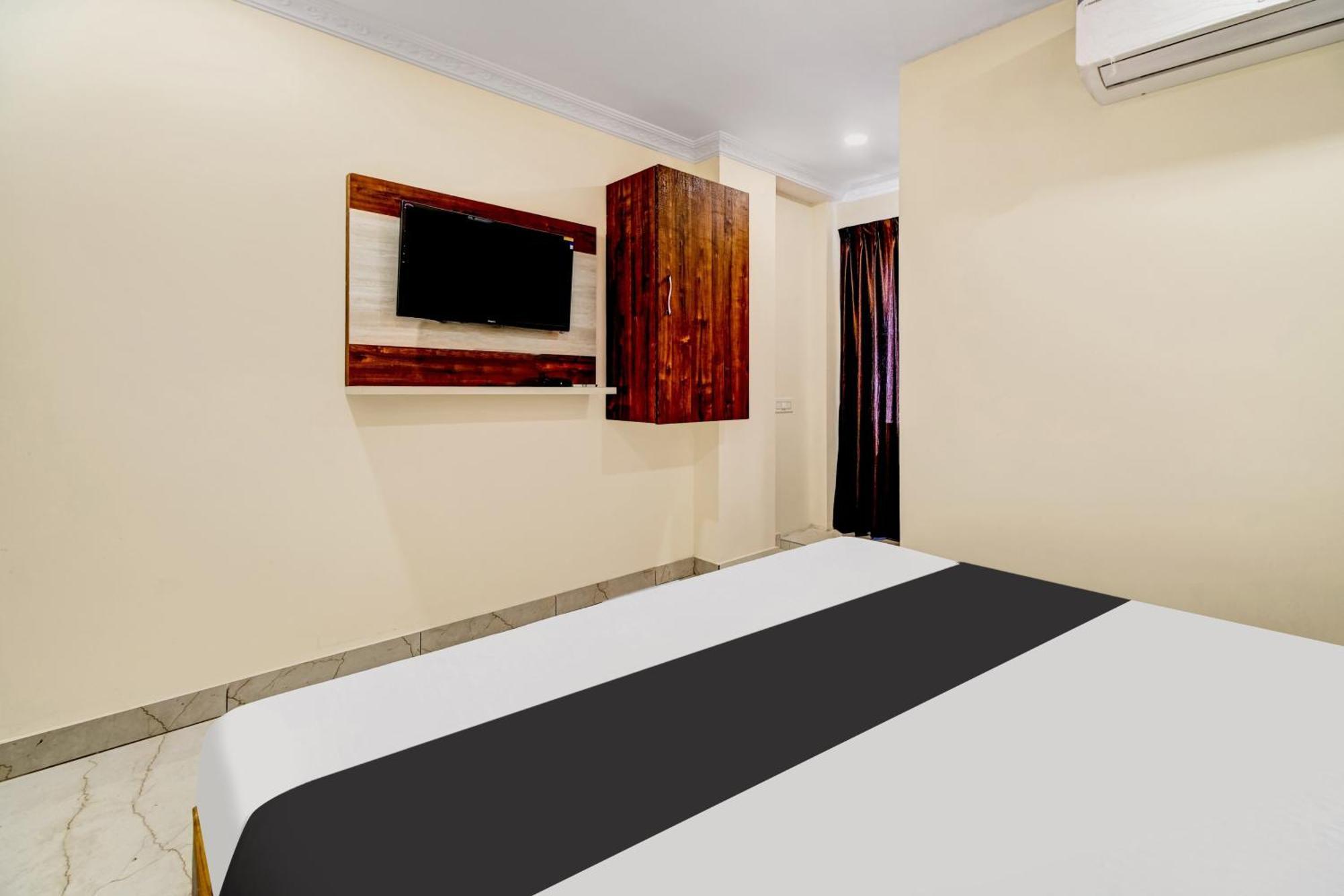 Hotel O Leela Elite Виджаявада Экстерьер фото